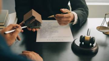 legal advisor in dubai